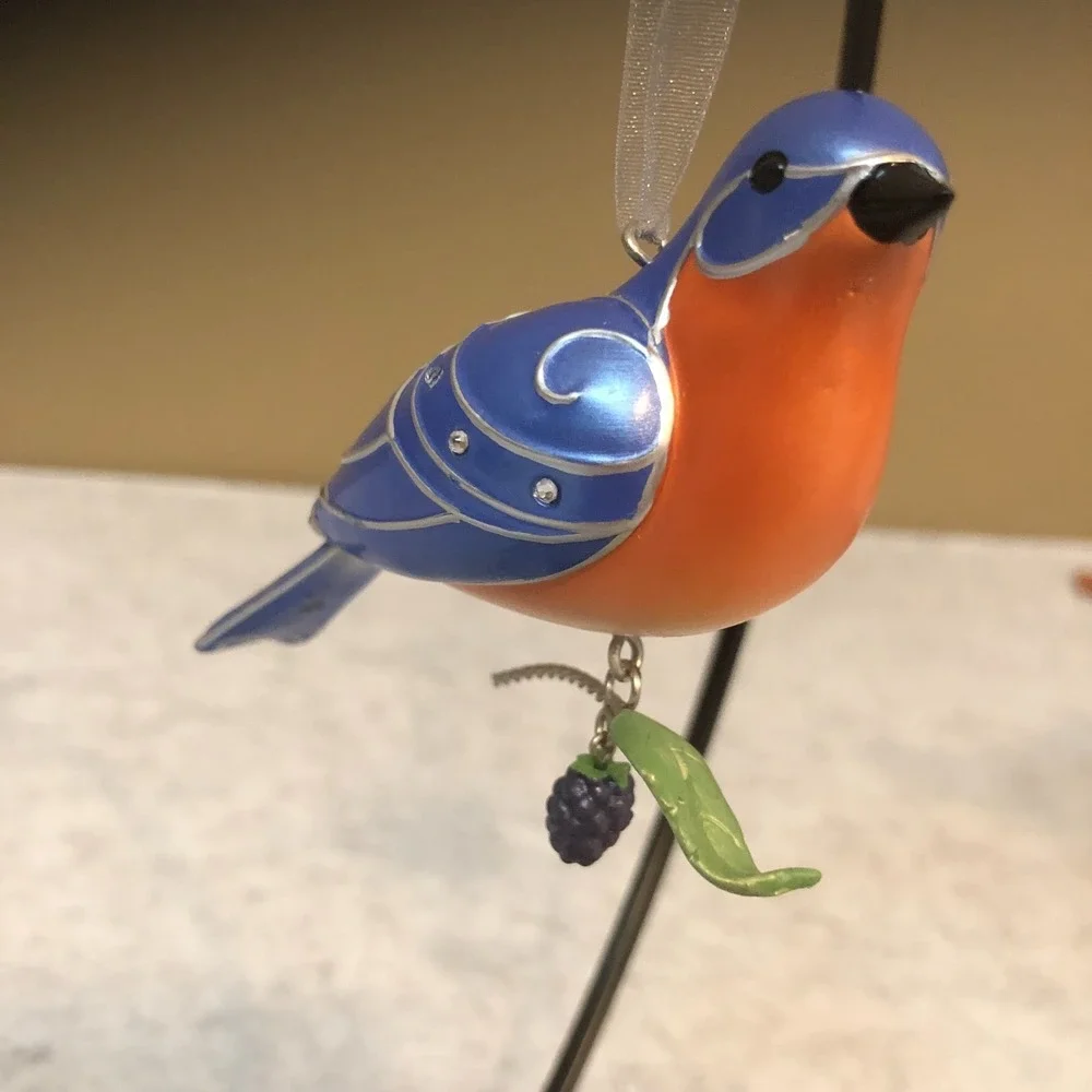 Hallmark Keepsake~2010 Eastern BlueBird~The Beauty of Birds Ornament~6th